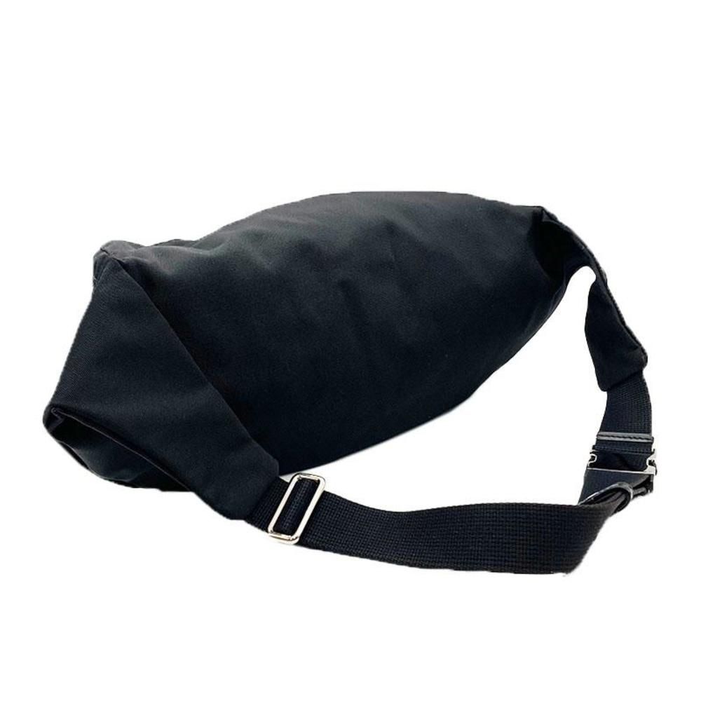 Gucci Nylon Body Bag Bum Bag Black Silver Metal Fittings - Picture 2 of 4